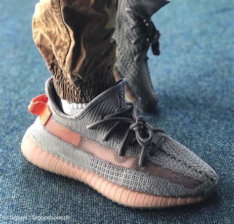 阿迪达斯/Adidas Yeezy Boost 350 V2 “True Form” 阿迪  